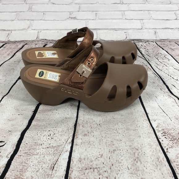 Dr. Scholl's Shoes Dr Scholls Womens Dance On Slip On Clog Upper Leather Shoe Size 8m Poshmark